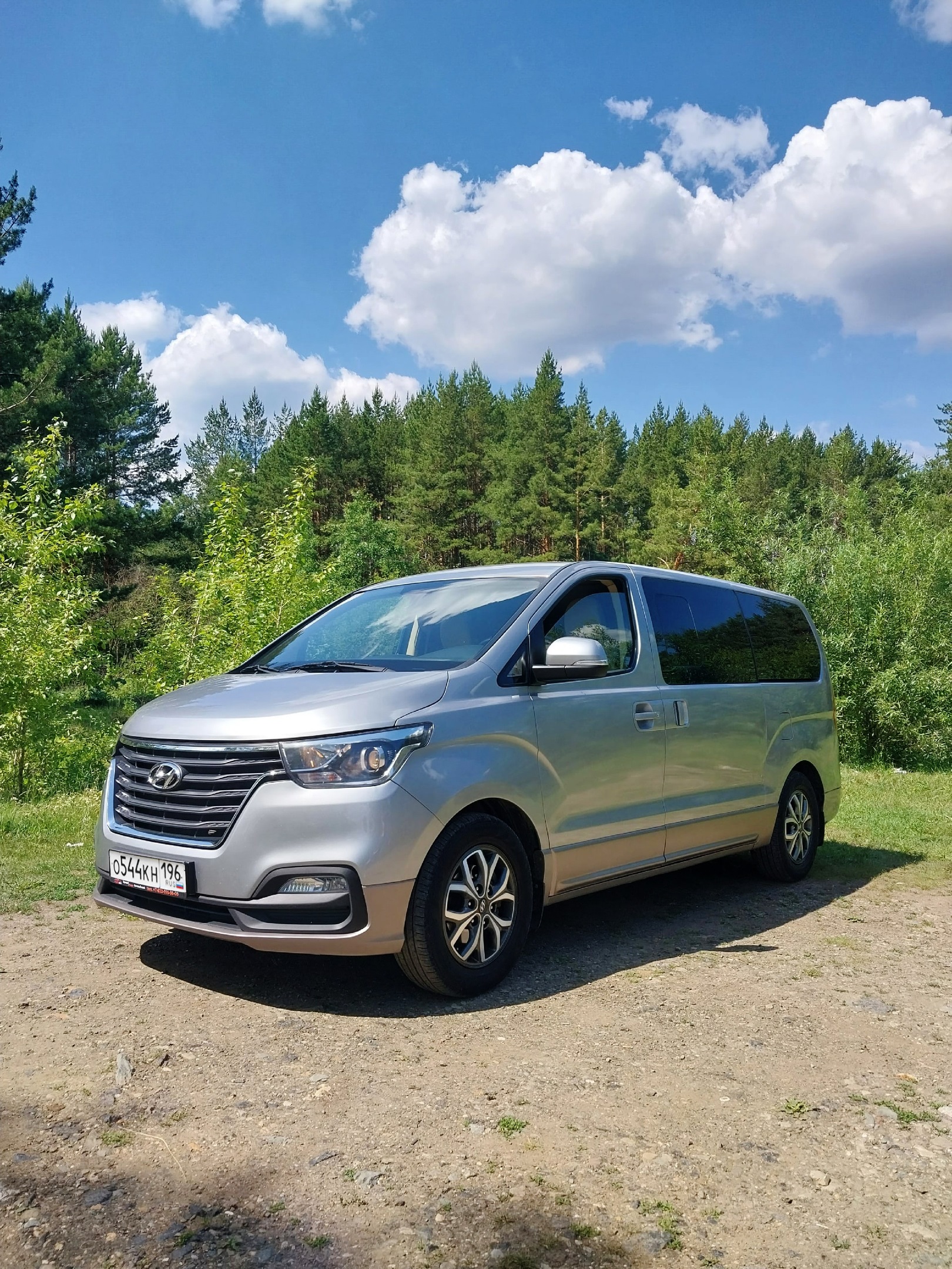 Hyundai H-1 Hyundai H-1