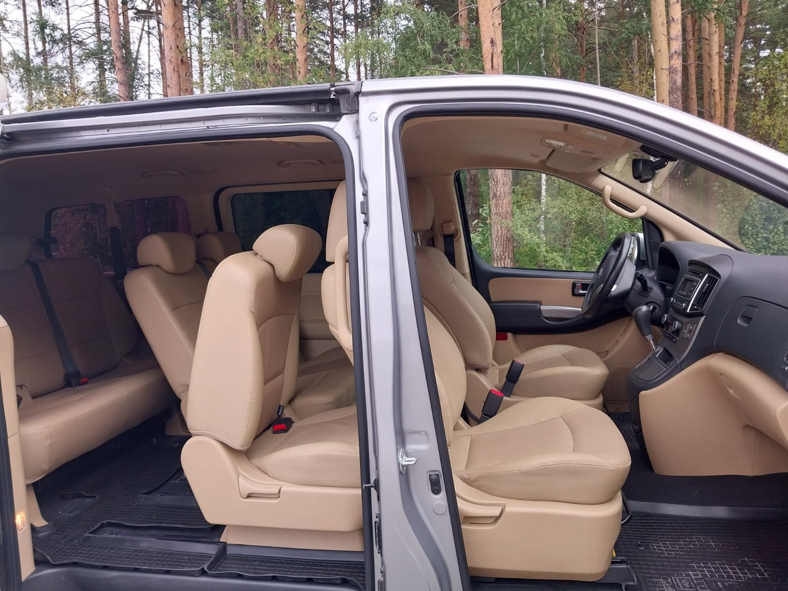 Hyundai H-1 Hyundai H-1