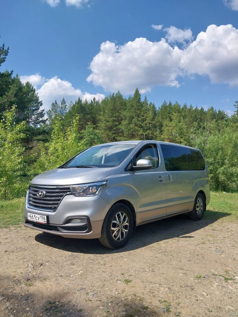 Hyundai H-1